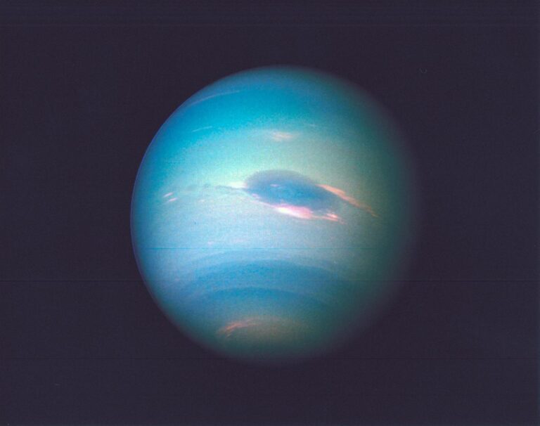 Neptune NASA image Colorized ARC-1989-AC89-7009 Voyager2